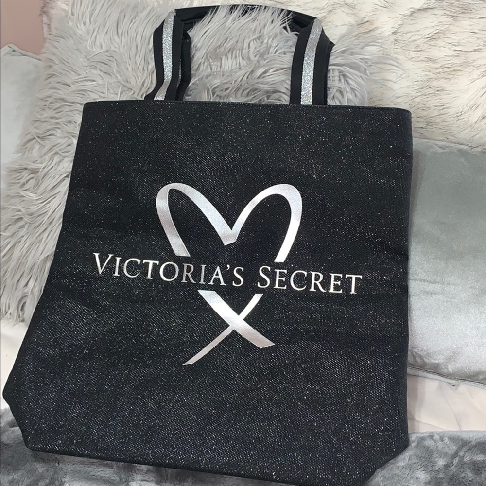 Victoria’s Secret tote bag